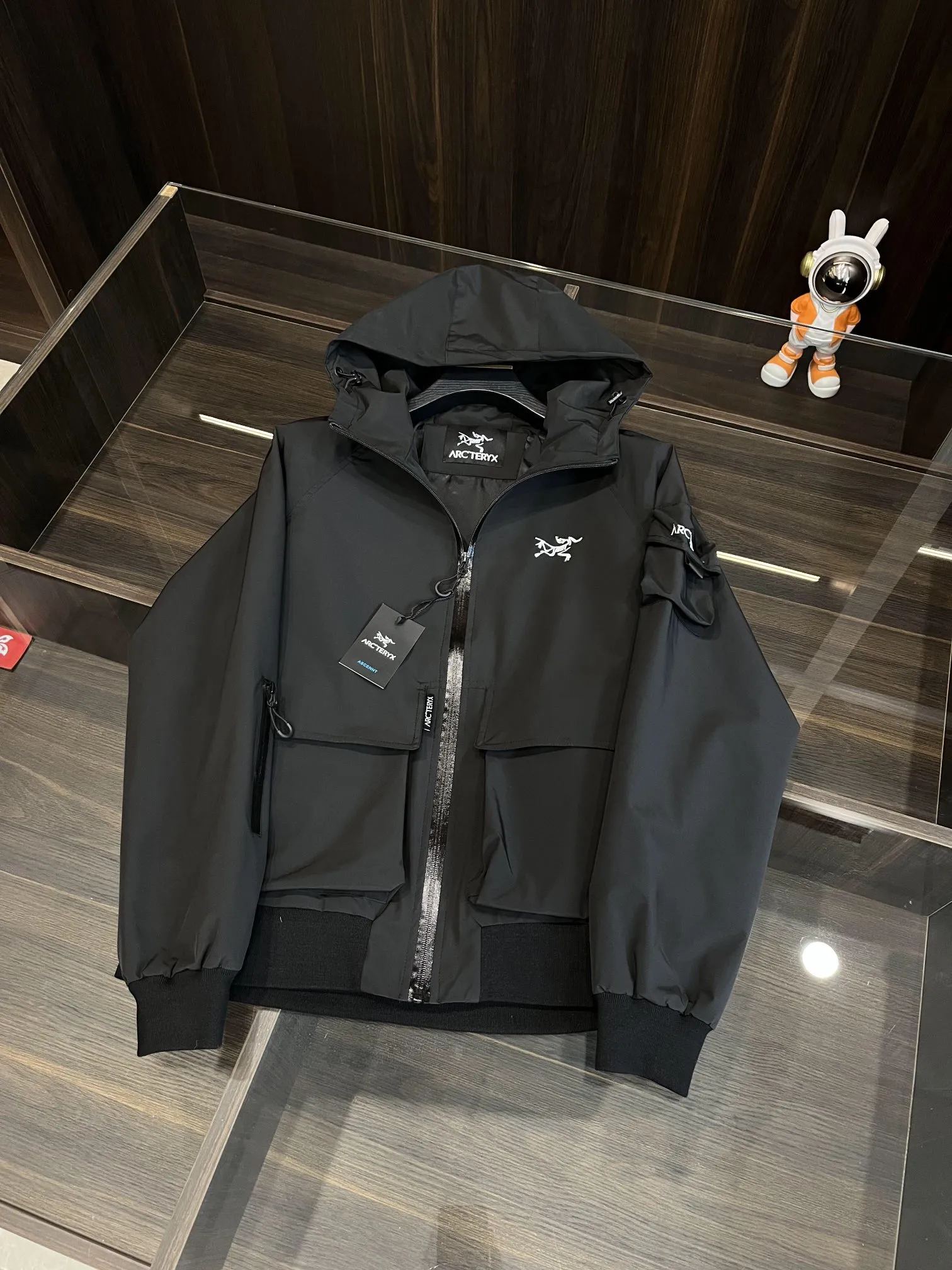 Same Style， ， 2026 New Arrival ， Original Premium Breathable ， ， ， Quality。 ， Sizes：M～3XL，